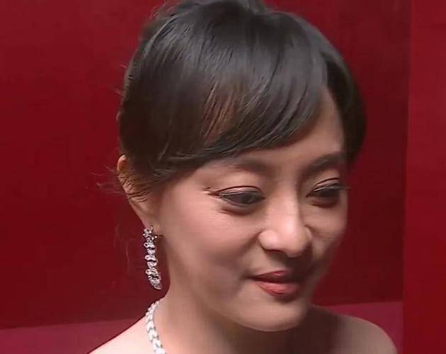2025澳门特马开奖记录和孙俪唇下痣没了与孙俪嘴唇的痣